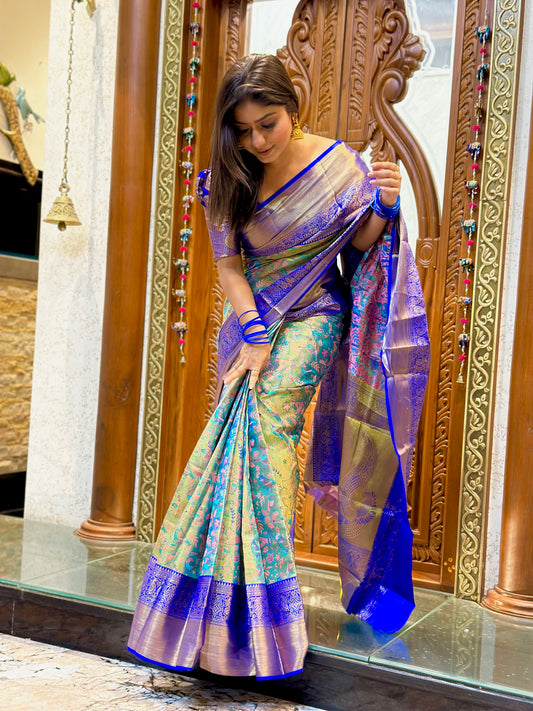 Shroud Seagreen Kanjivaram Semi Pattu Silk Weaving Saree