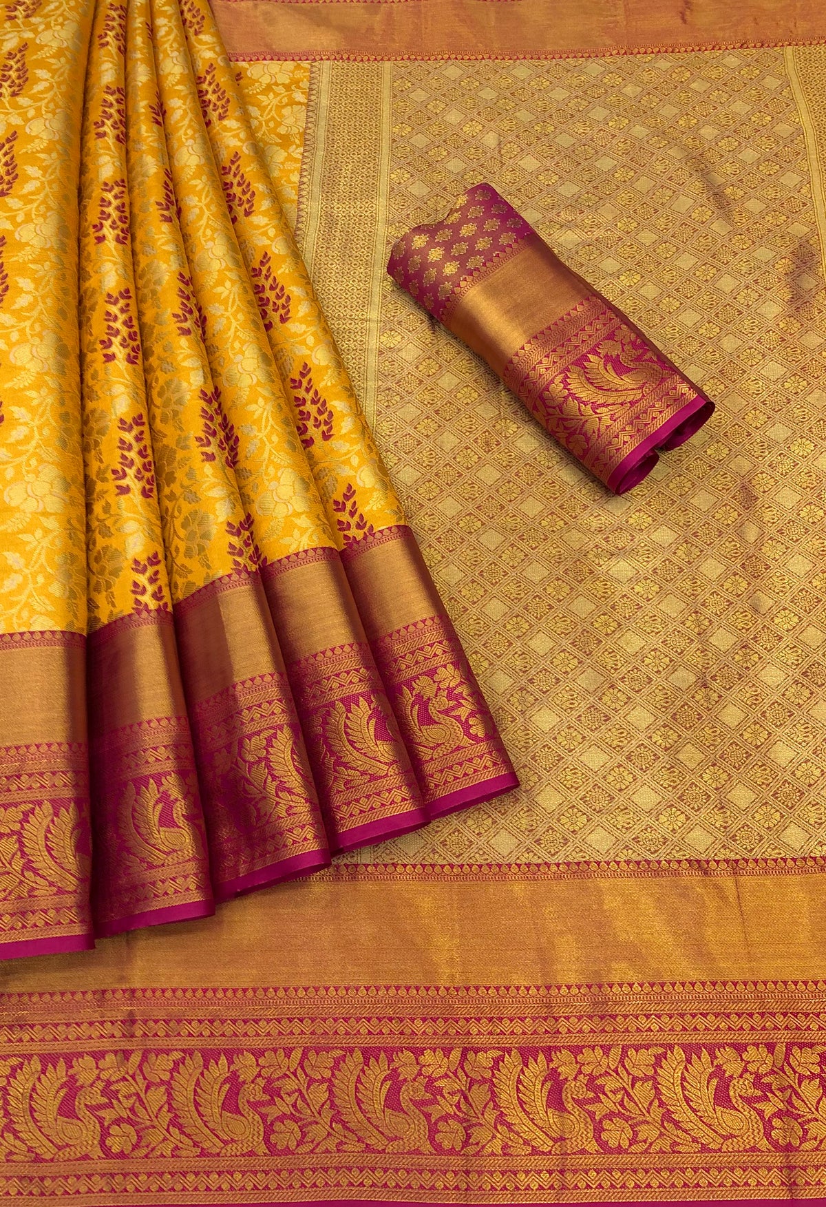 Keniya Yellow Kanjivaram Silk Gold Zari Weaving Saree
